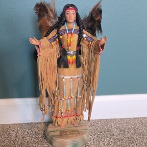 Della Glory Collection 2000 Mahala Native American Figurine With Tag